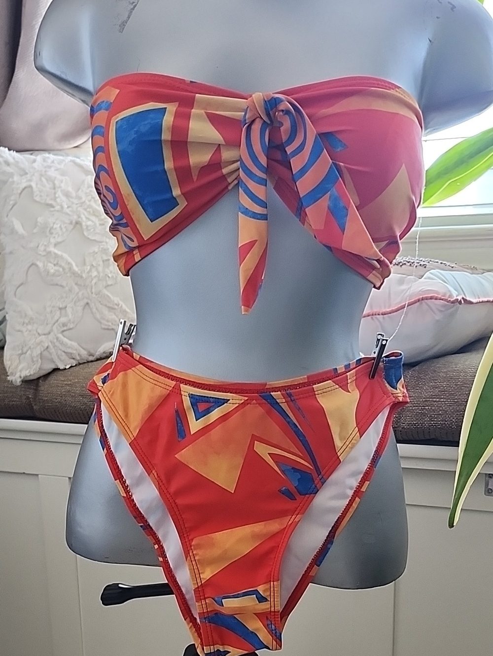 Colorblock Bandeau Bikini Set - Red/Orange Geometric Size S